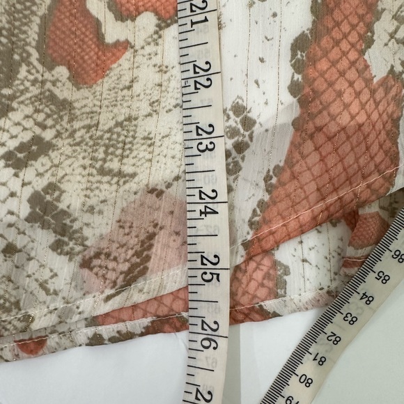 Adrienne Snake Print Blouson Sleeve V-Neck Pink Blush Metallic Size Small - Picture 10 of 12